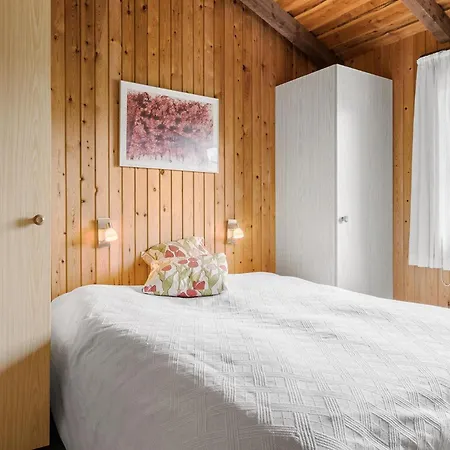 Fantastiskt Hem I Med Havsutsikt Hadsund