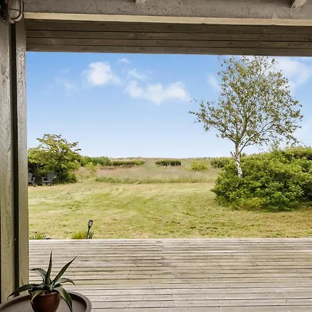 Semesterbostad Fantastiskt Hem I Med Havsutsikt Hadsund