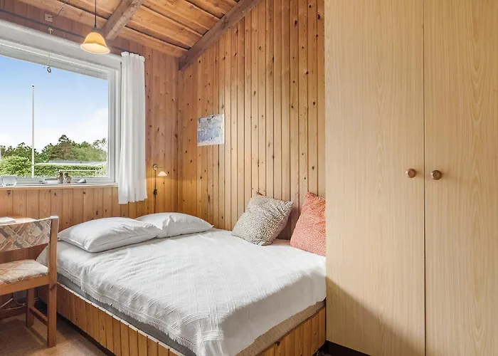 3 Bedroom Lovely In