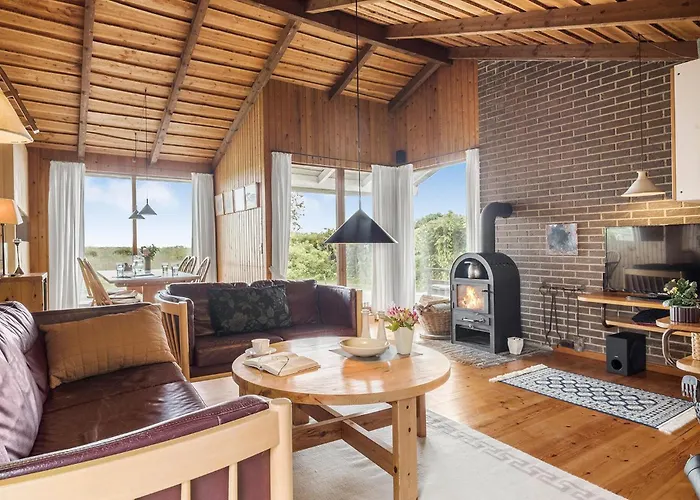 Ferienhaus 3 Bedroom Lovely In *
