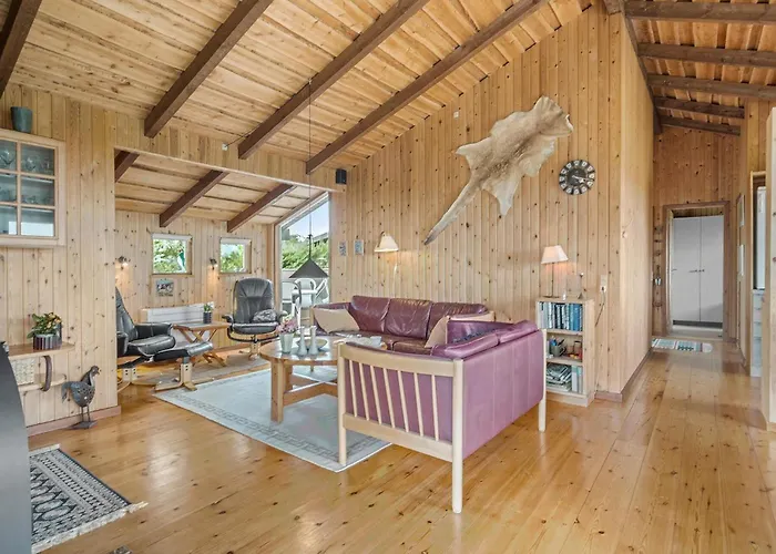 3 Bedroom Lovely In Hadsund